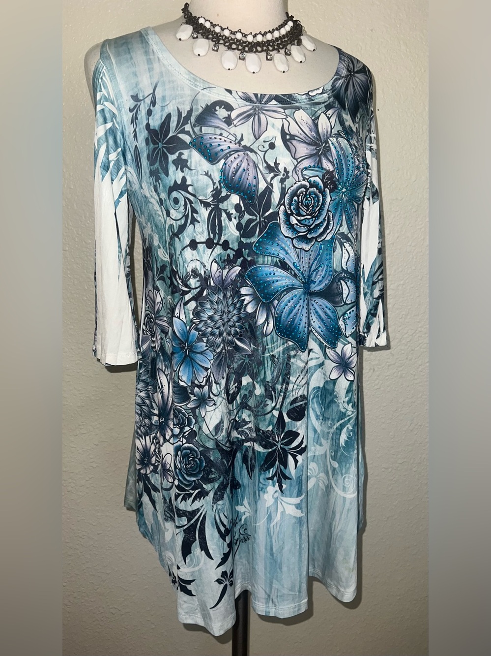 Blue Floral Scoop-Neck Tunic Top